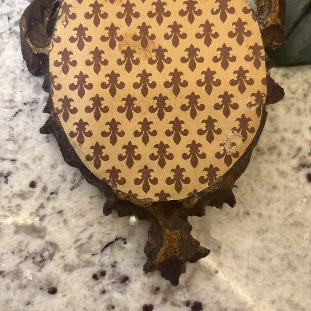 Italian Florentine Gold Gilt Ornate Oval Framed Ladies Court Italy Vintage